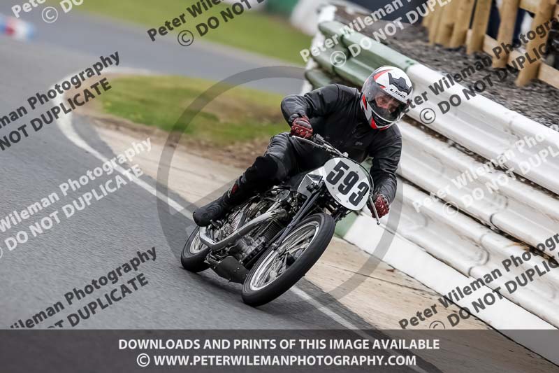 Vintage motorcycle club;eventdigitalimages;mallory park;mallory park trackday photographs;no limits trackdays;peter wileman photography;trackday digital images;trackday photos;vmcc festival 1000 bikes photographs